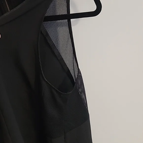 Sleepless Top - Picture 2 of 3